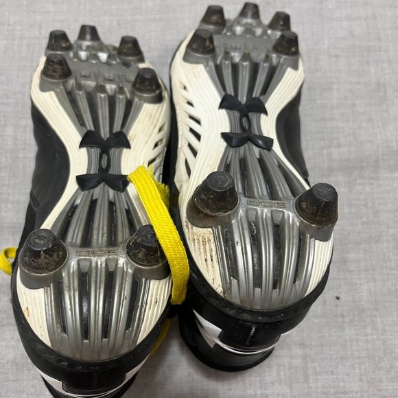 Under Armour High Top Soccer Cleats Size 9 - Picture 6 of 7